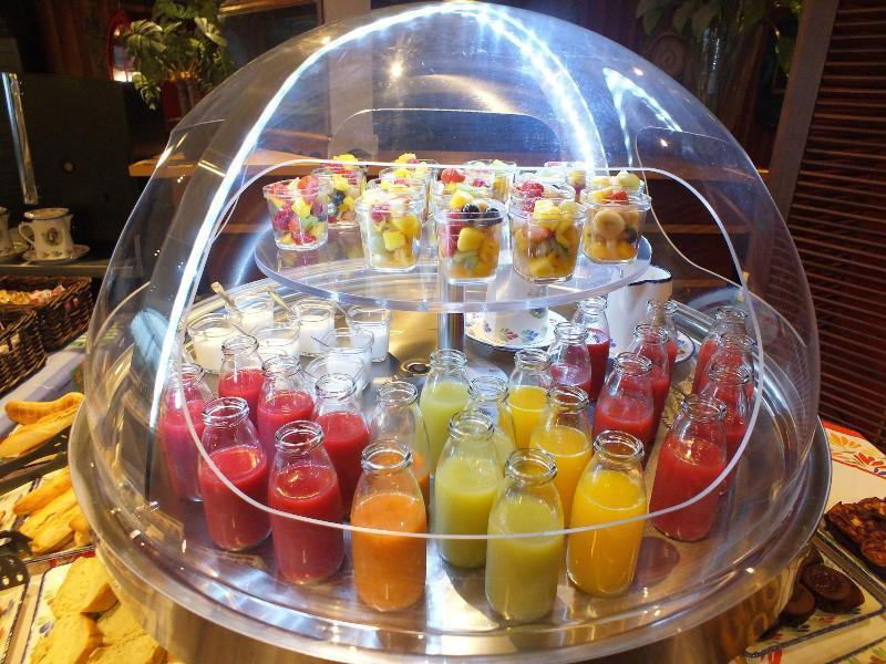 Hotel - Restaurant - Salon De The Le Beausejour เทรกาสแตล ภายนอก รูปภาพ