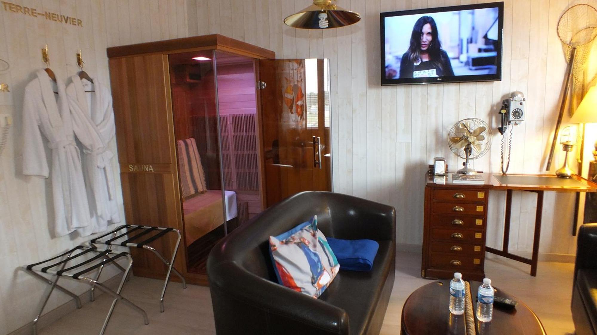 Hotel - Restaurant - Salon De The Le Beausejour เทรกาสแตล ห้อง รูปภาพ